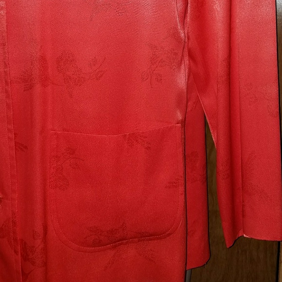 Beautiful sateen Asian-inspired jacket - Picture 6 of 7